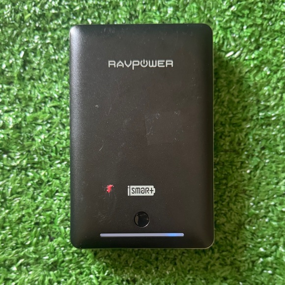 RAVPower Black Portable Charger - Picture 1 of 7